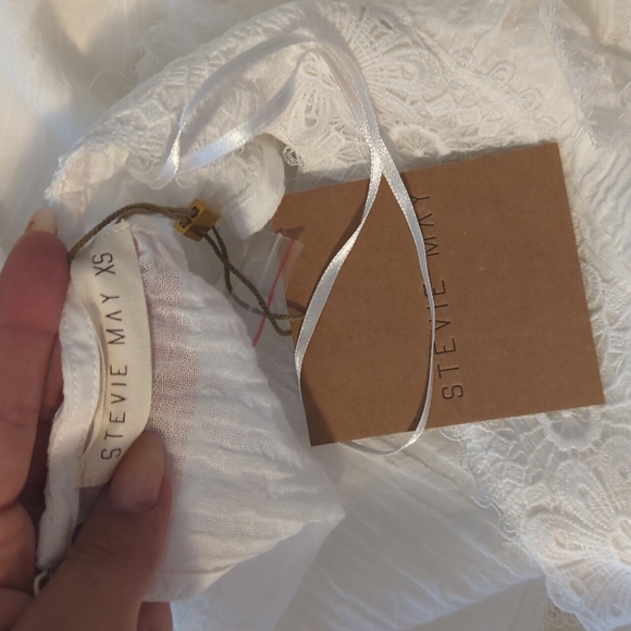 Linen and lace Stevie May Romper - Picture 3 of 3